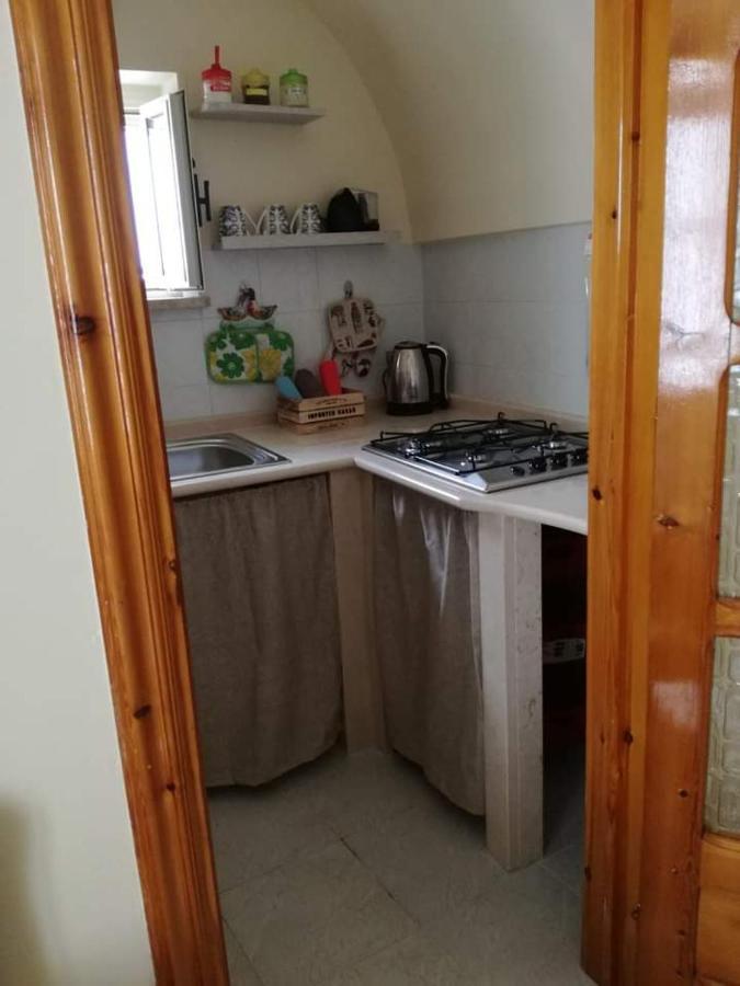 L 'Alcova Holidays Home Centro Storico Ceglie Messapica Luaran gambar