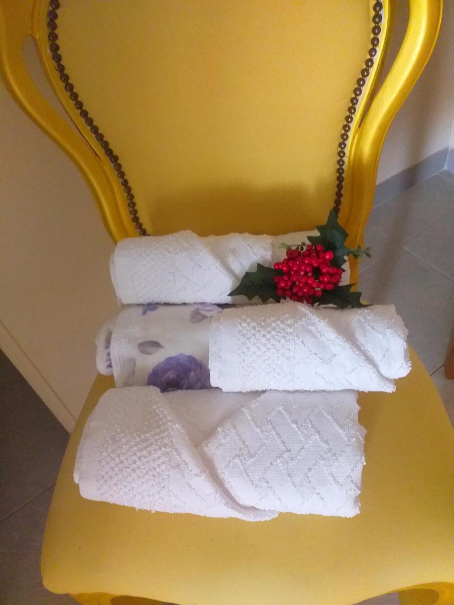 L 'Alcova Holidays Home Centro Storico Ceglie Messapica Luaran gambar